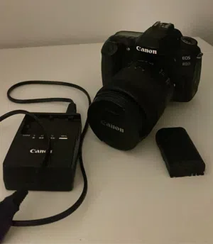 كاميرا Canon EOS 80D