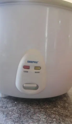 طنجرة كهربا