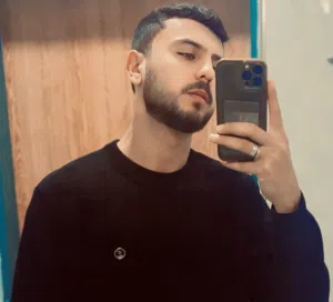 احمد شاكر 