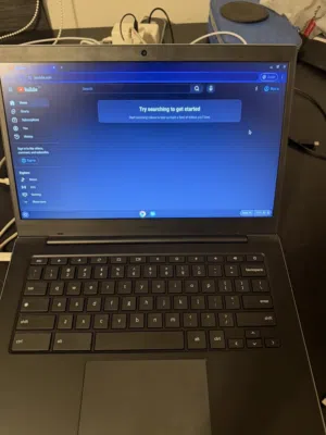 Samsung Chromebook Go