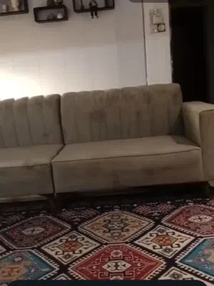 ديوان نظيف جدا