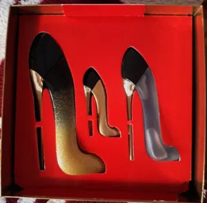 Perfume set of CH (carolina hererara) midnight.