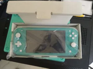 Nitendo light in new condition