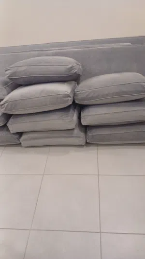 جلسات  مستعمل  نظيف  جدا  الوان رصاصي