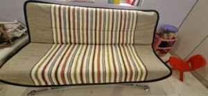 3 seater sofa come bed .