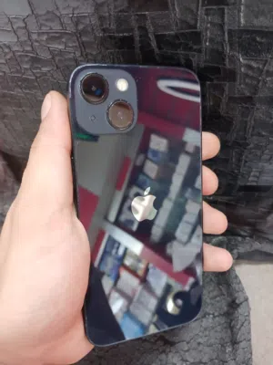 Apple iPhone 13 128 GB in Zarqa