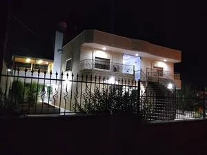 3 Bedrooms . 2 Bathrooms . 200 m20