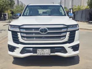 Toyota Land Cruiser VXS  Full Option  UAE Import  2022