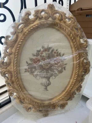 للبيع إطار حائط كلاسيكي فاخر باللون الذهبي