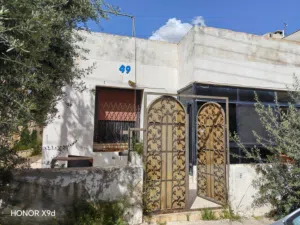 180 m2 3 Bedrooms Townhouse for Sale in Amman Tabarboor