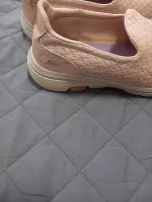 Girls . Athletic Shoes . Other . Used3