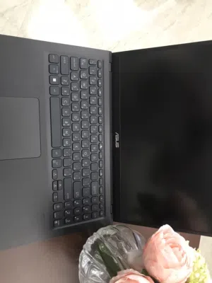 لابتوب ASUS مستعمل مناسب للدراسة والاعمال الخفيفة والالعاب مع الشاحن والاوراق