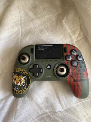 Nacon PS4 controller CALL OF DUTY COLD WAR EDITION