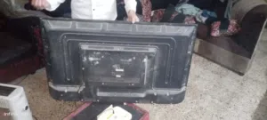 شاشه للبيع شاشه مكسوره دفع بحق الله شيل