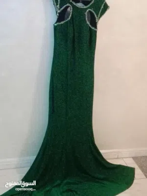 فساتين سهره للبيع