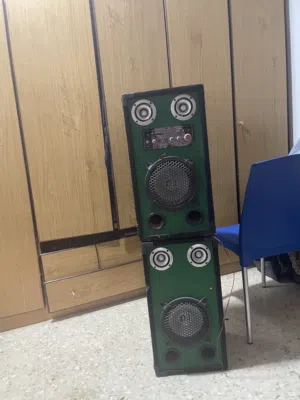 سماعات مضخم الصوت