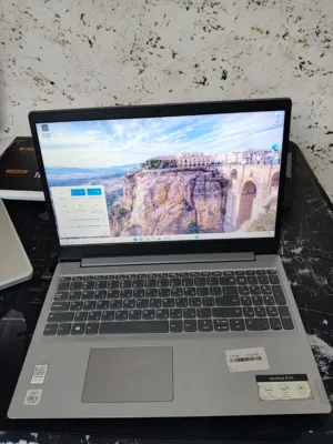 متوفر لابتوب لينوفو i5 جيل عاشر رام 8 Ssd 256 فل كيبورد شاشة كبيرة