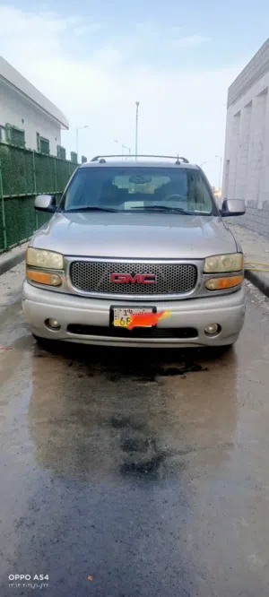 Used GMC Suburban in Farwaniya