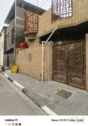 بيت للبيع في منطقة ياسين خريبط  الزون الثالث قرب الحديقه البيت في صف الركن المساحه 125