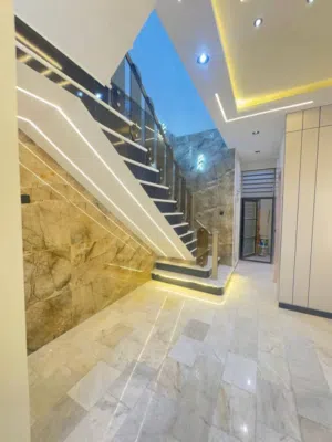 مطلوب ممول