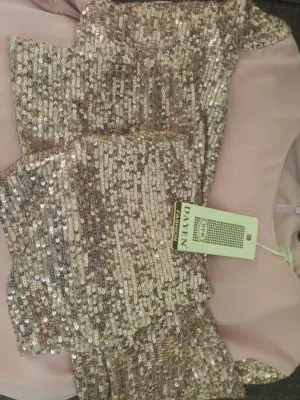 فساتين سهره راقيه ومميزه جدٱ بأجمل وأرقى لون وتناسب جميع المناسبات للبيع بسعر 20 دينار للفستان