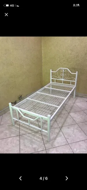 تاثيث غرف العمال سرير للبيع