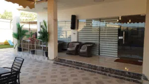 2 Bedrooms Chalet for Rent in Salt Al Subeihi