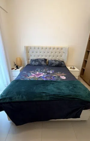 Luxury Queen Bed Set for Sale – Excellent Condition