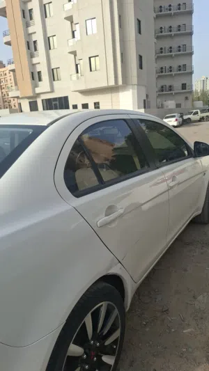 متشبوشي لانسر
