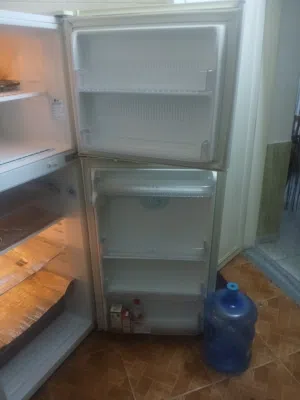 ثلاجه نوع LG مستعمله