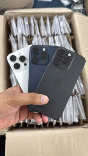 ايفون 15 برو  ماكس 256 جيبي جديد للبيع لون اسود