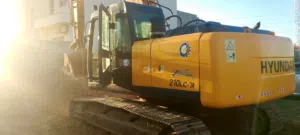 حفار هونداي 210