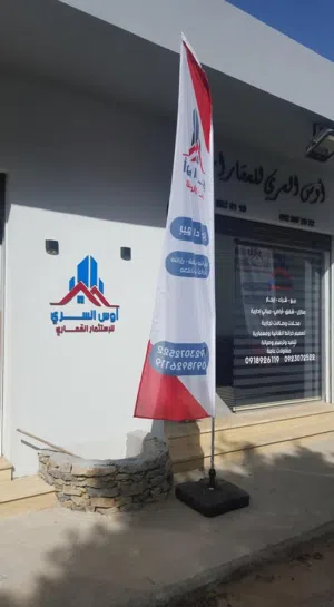 محل تجاري ( مقهى ) قهوة . للإيجار . ممتاز جدا