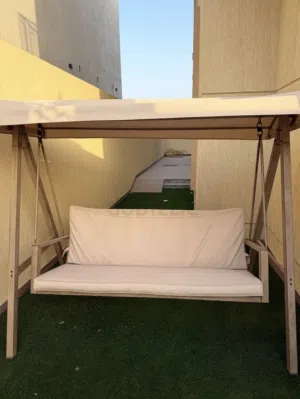 3 Seater Outdoor Hanging Swing Chair / Garden Swing