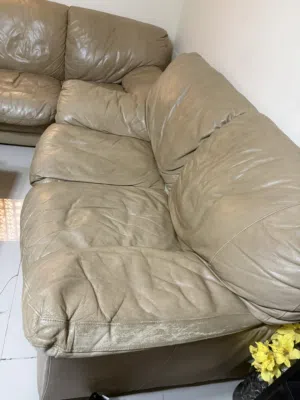 كنب جلد مستعمل رخيص