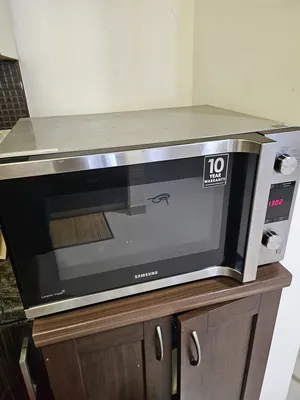 Samsung . 30+ Liters . Used4