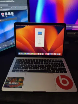 MacBook Pro 2017 A1708. 8GB RAM, 128GB Storage, I5