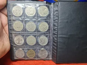 كرت عملات تذكاري عدد 12 مختلفه بسعر مغري