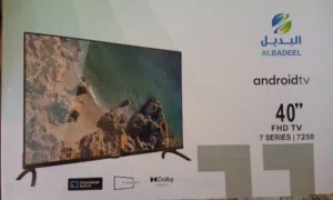 شاشة البديل 40 بوصه حاجه لاقوة الا بالله استعمال انضيف او تاخد السعر الي يرطيك  الشاشه اصليه
