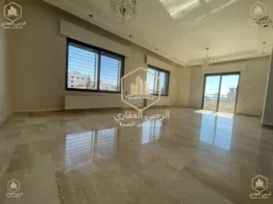 شقة / للايجار / مميزه / 3نوم / مطله / سوبر ديلوكس / الجاردنز