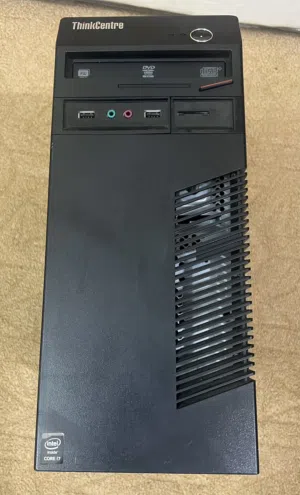 كمبيوتر مكتبي Lenovo. Windows 11 Pro.