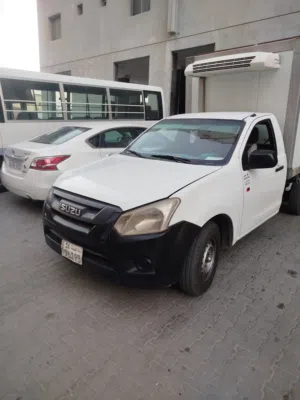Used Isuzu D-Max in Farwaniya