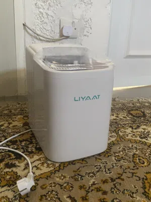 للبيع ماكينه صنع ثلج LIYAAT الاصليه