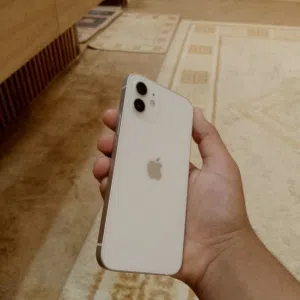 Apple iPhone 12 64 GB in Tripoli