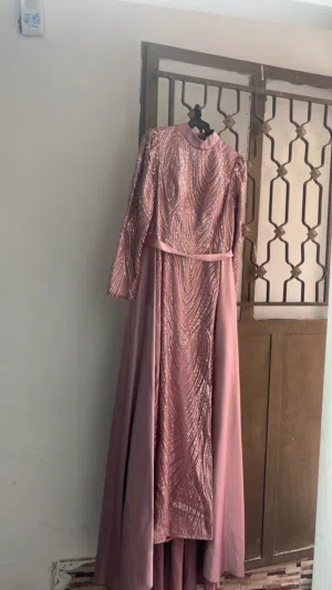 فساتين سهره