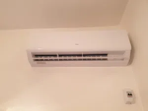 TCL 2 - 2.4 Ton AC in Benghazi
