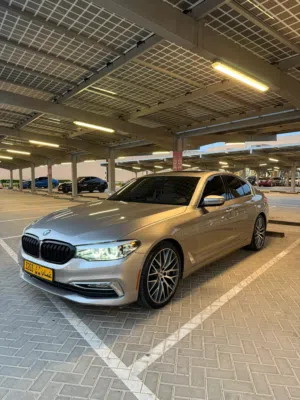 BMW 530 line luxury