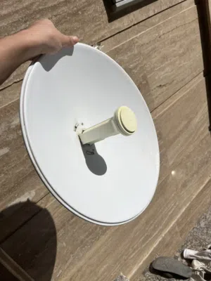 للبيع راوتر مع نانو كامل ملحقات وبلكات