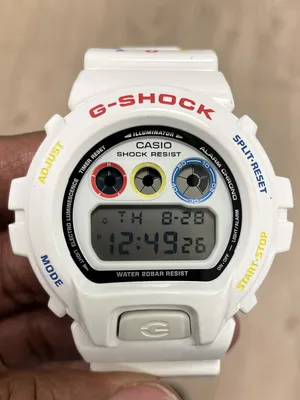 G SHOCK 30th Anniversary x "MEDICOM TOY" Bearbrick DW-6900MT