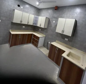 200BHD Brand NEW - 5 meters Kitchen cabinets and shelves